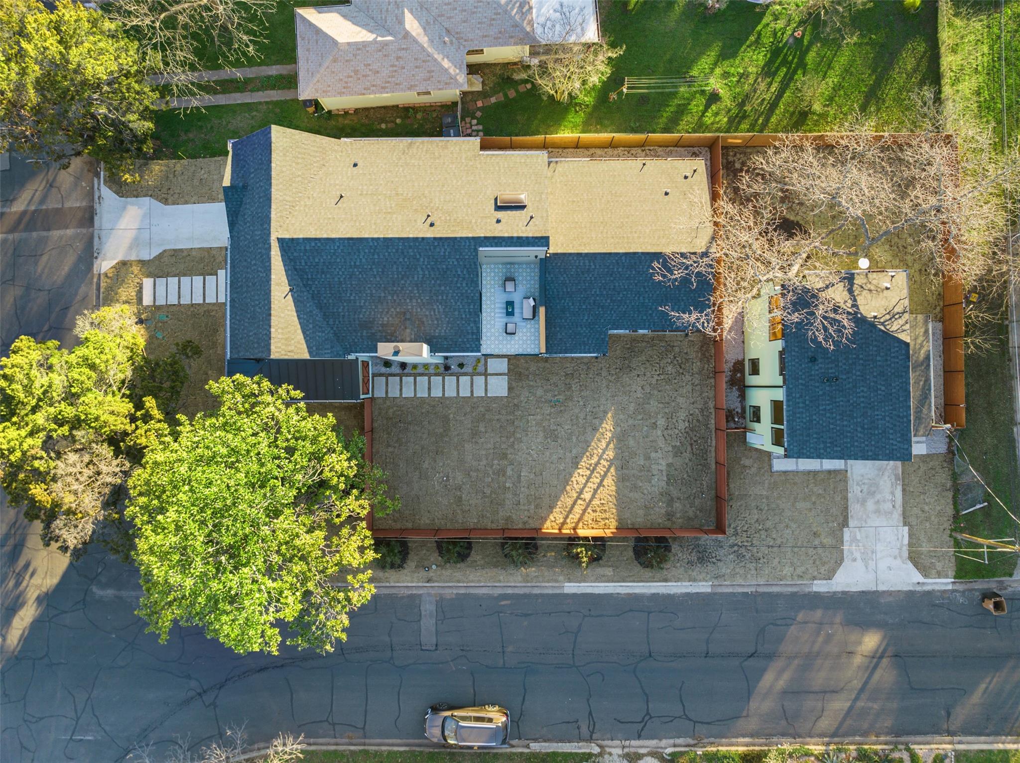 Gillis St — photo 14