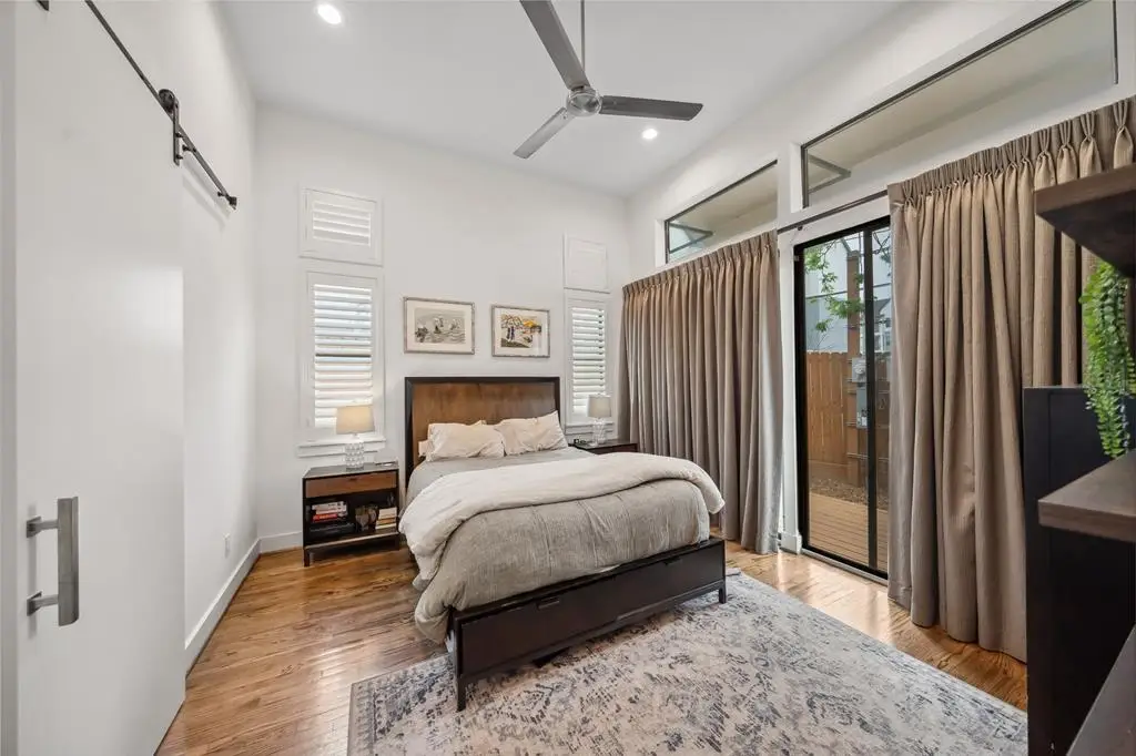 W 22nd St · Unit A — photo 14