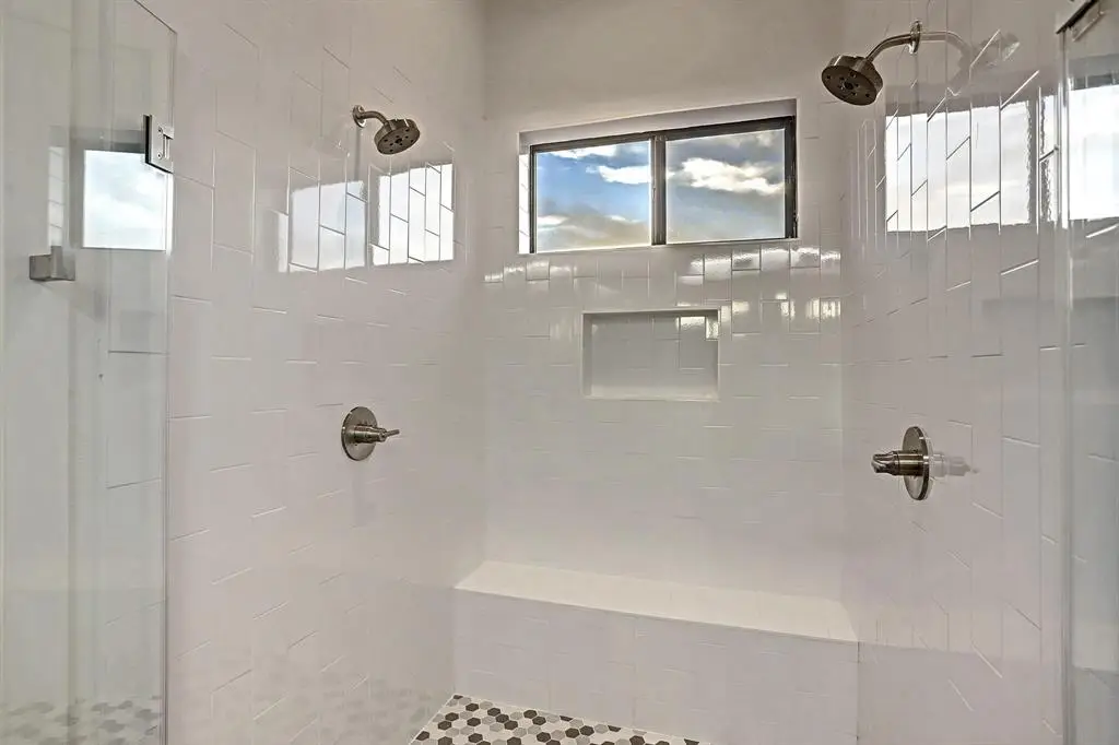W 22nd St · Unit B — photo 20
